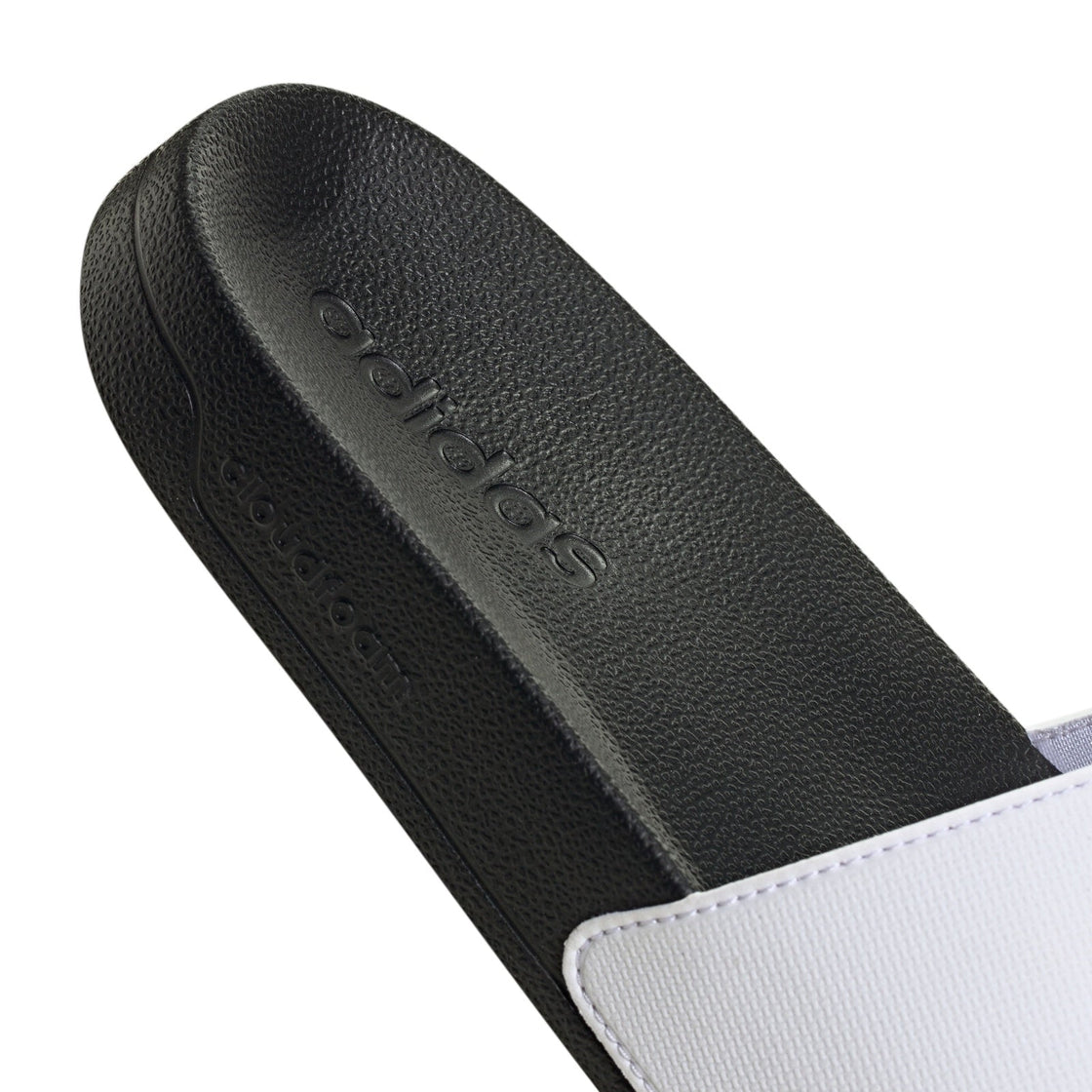 JR0672_9_FOOTWEAR_Photography_Detail View 2_transparent