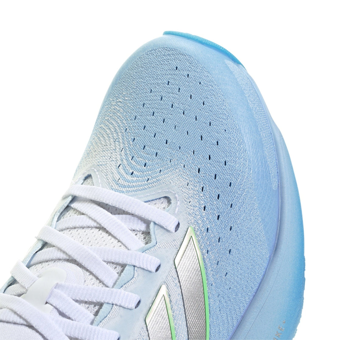 JR1613_8_FOOTWEAR_Photography_Detail View 1_transparent