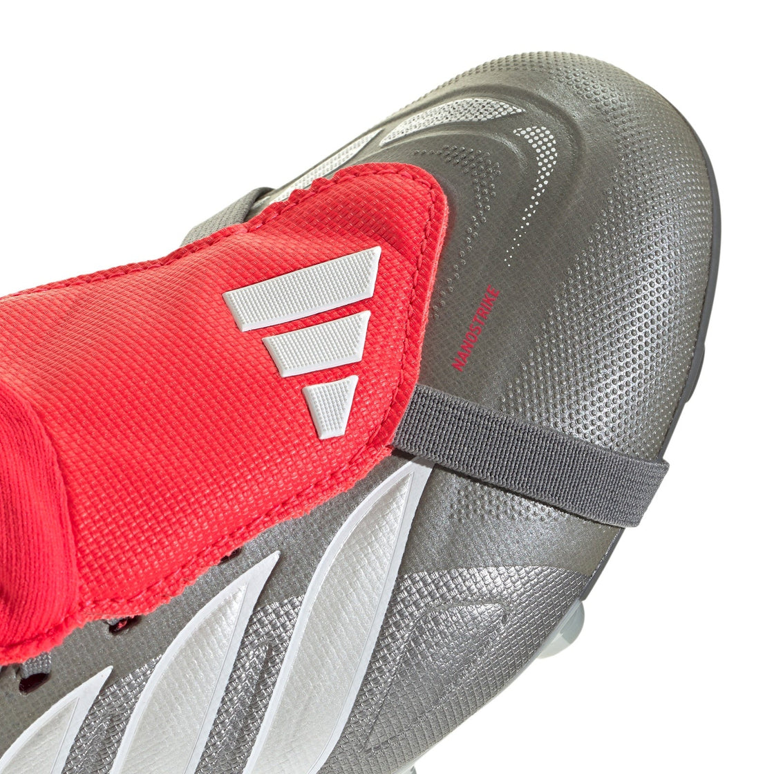 JR3312_8_FOOTWEAR_Photography_Detail View 2_transparent