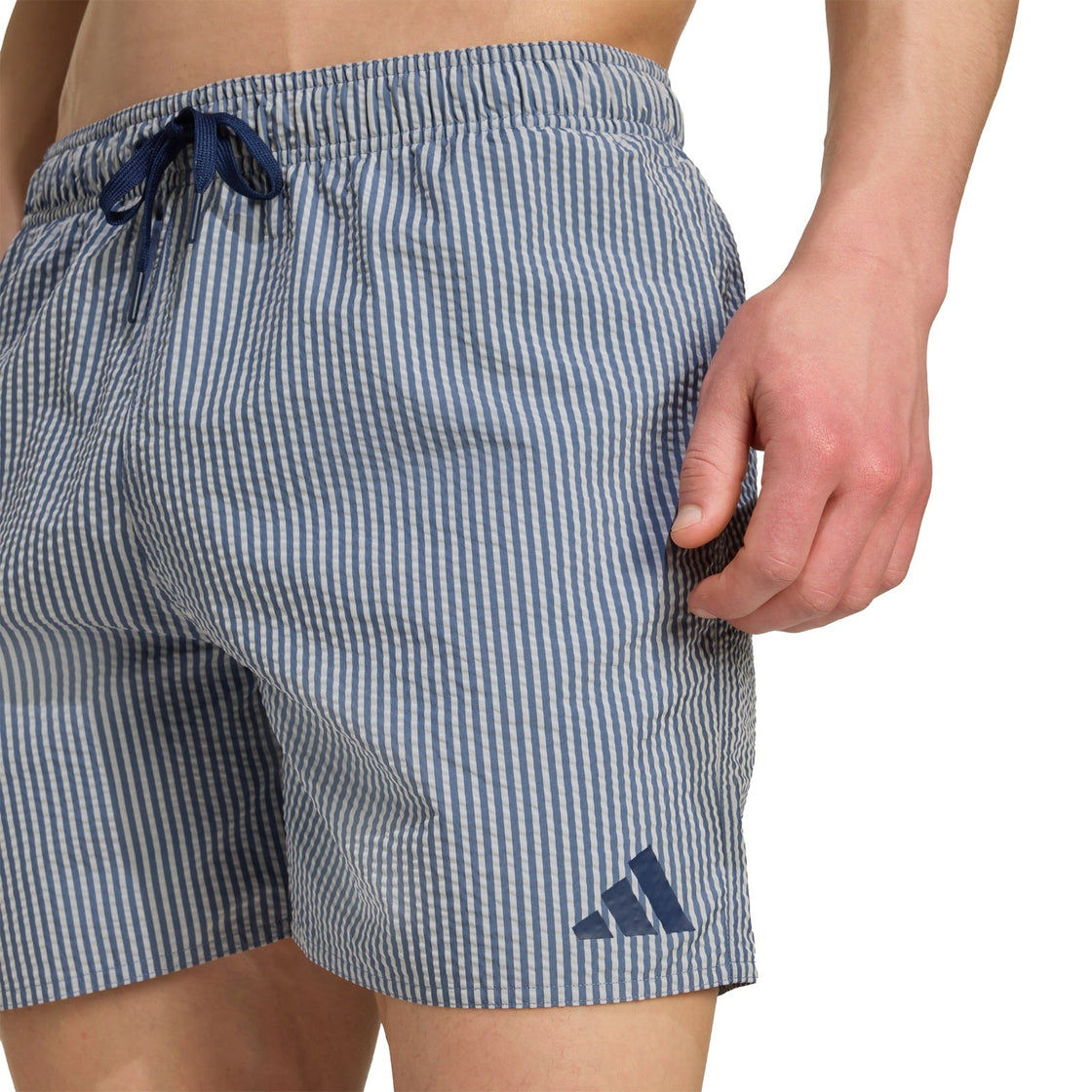 JX2674_6_APPAREL_On Model_Detail View 2_transparent