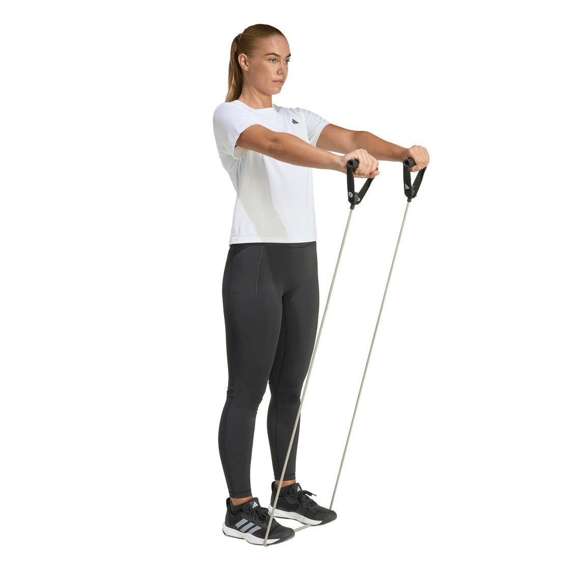 KB9640_4_APPAREL_On Model_Walking View_transparent(1)