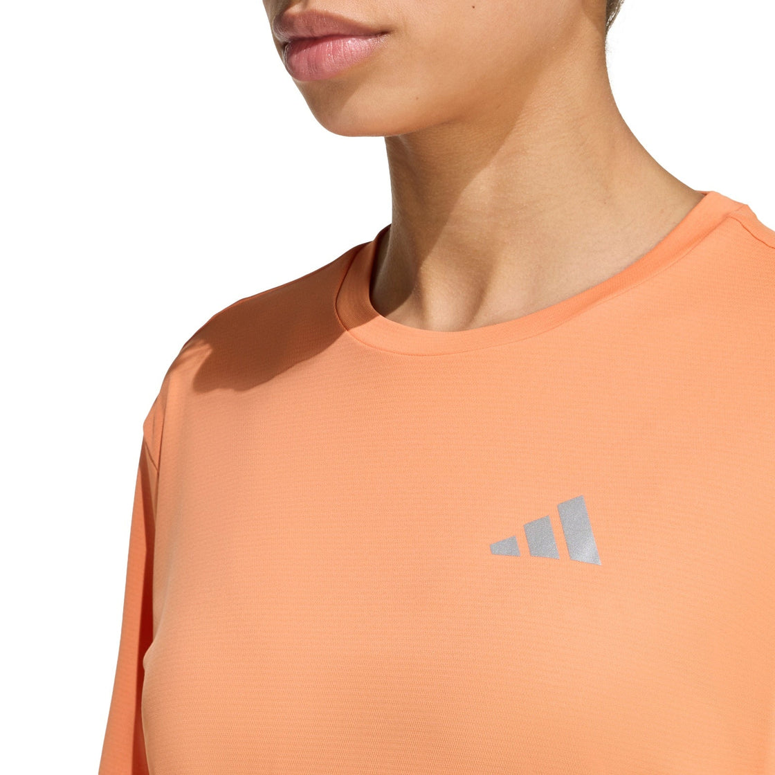 KD0626_5_APPAREL_On Model_Detail View 1_transparent