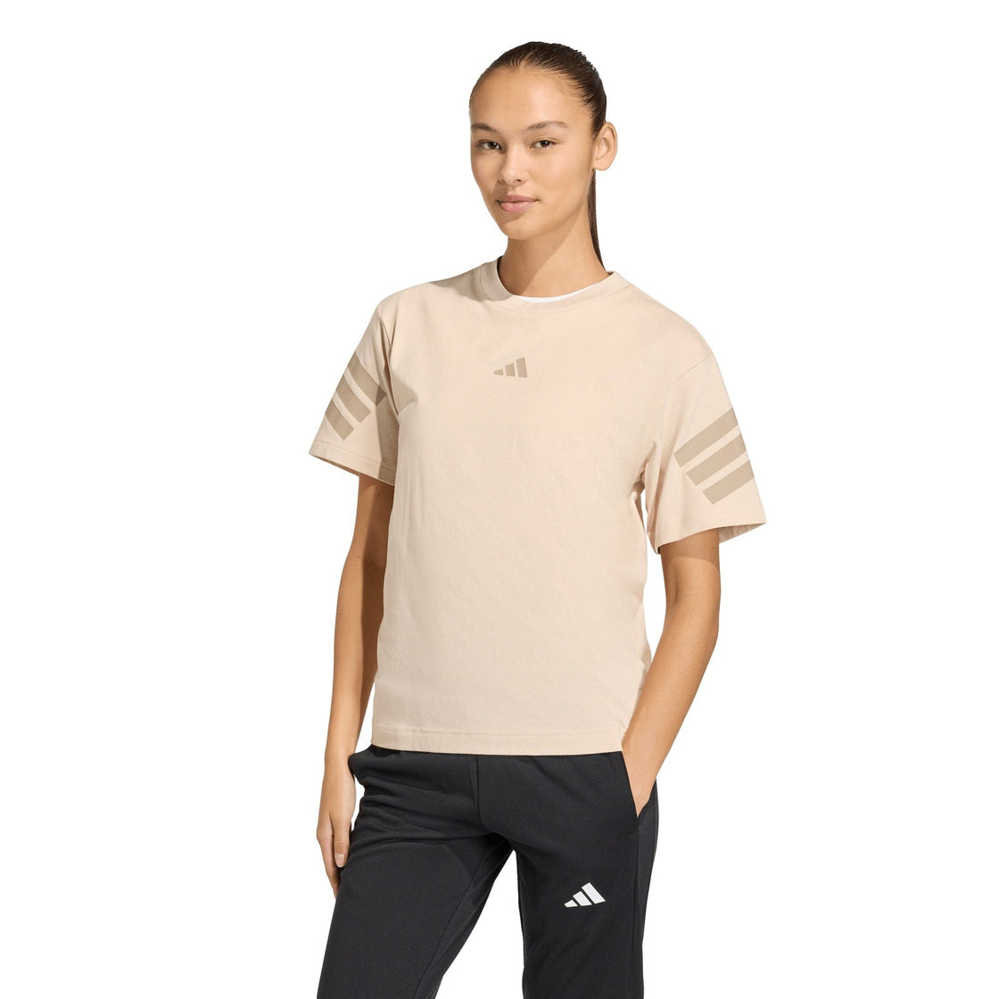 KD7682_2_APPAREL_On Model_Standard View_transparent