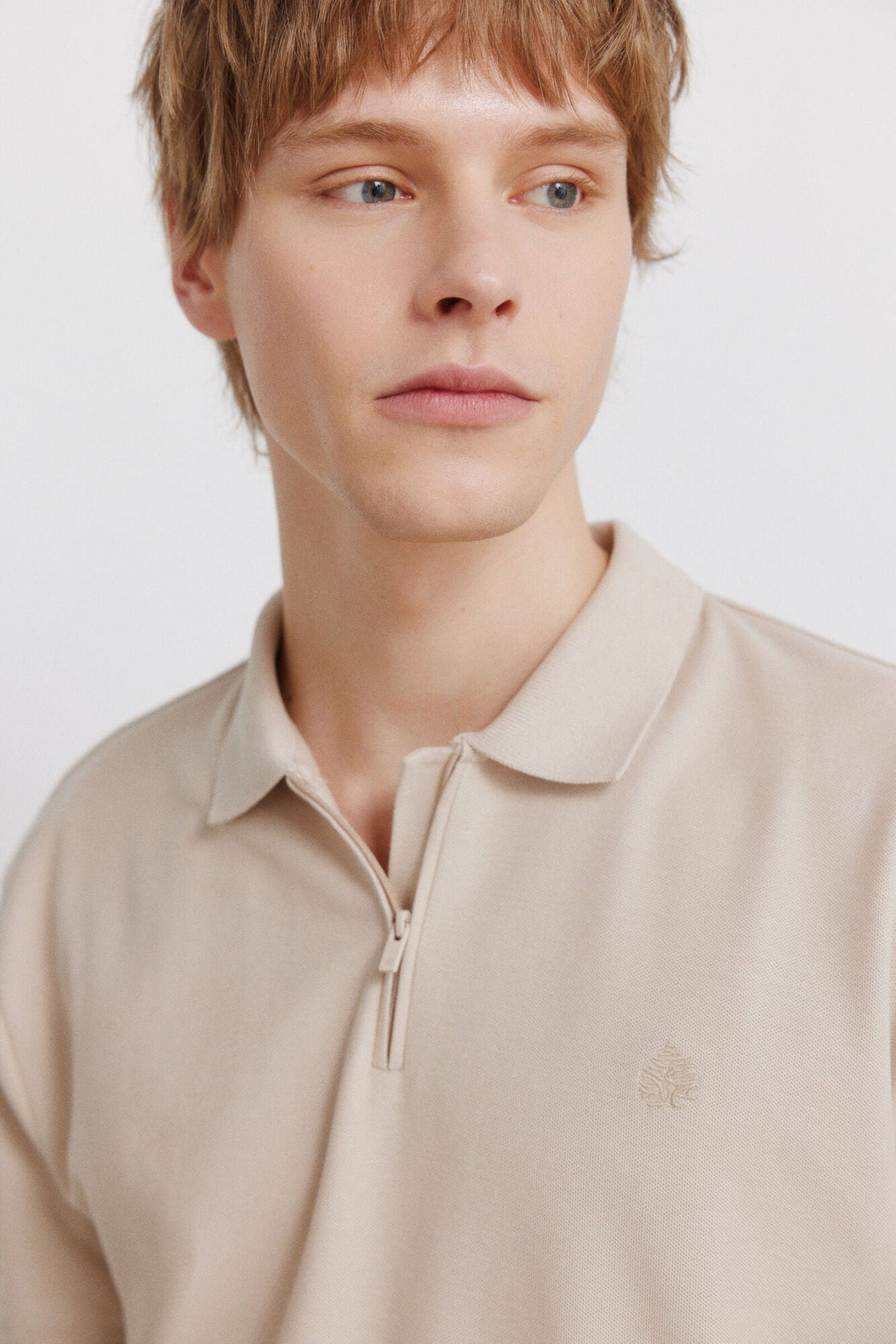 458328838D1