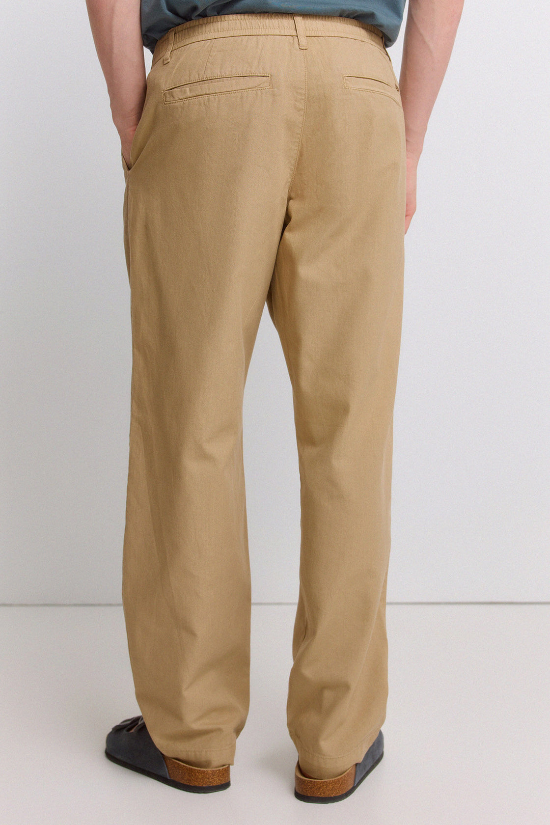 M STRAIGHT FIT TEXTURED WAIST CHINO
