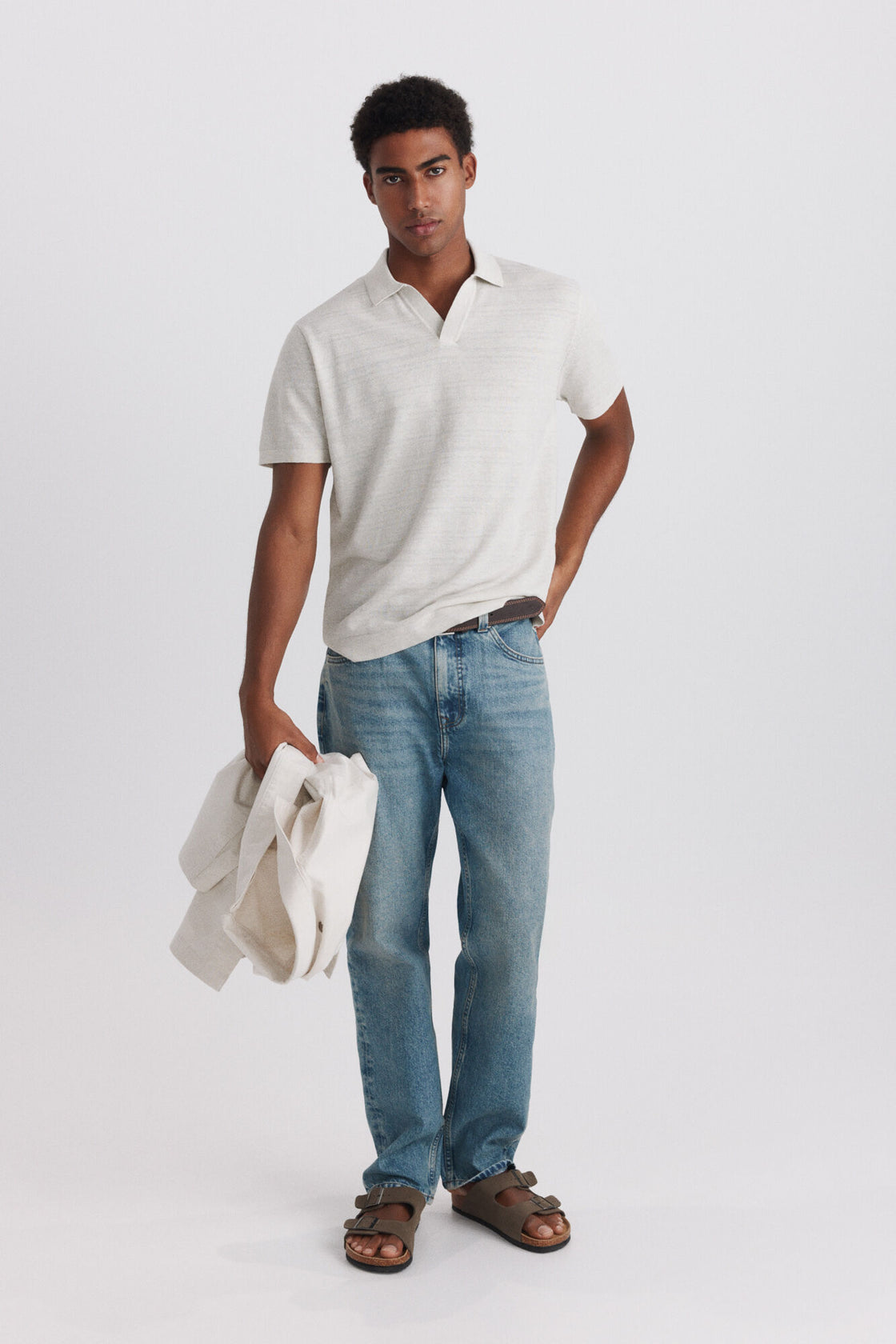 M STRAIGHT FIT JEANS
