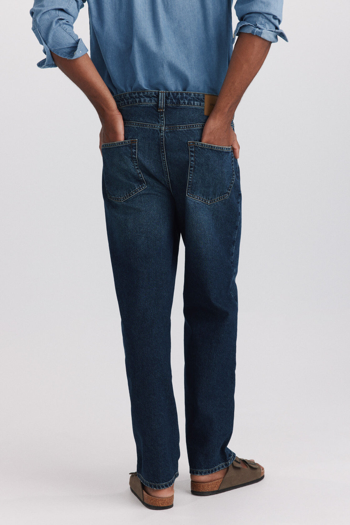 M WIDE LEG FIT JEANS