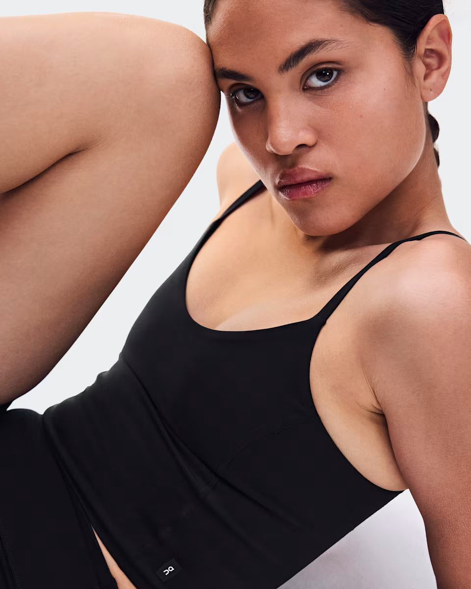 W Studio Crop