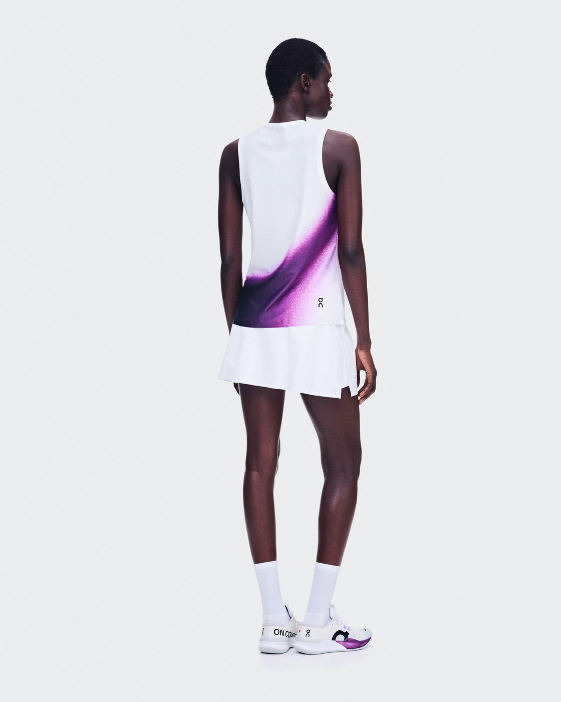 W Court Tank Graphic