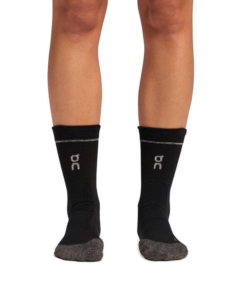 Small JPEG-2UE30660553-merino_ultra_sock-fw24-black-u-4×5-tr-g1