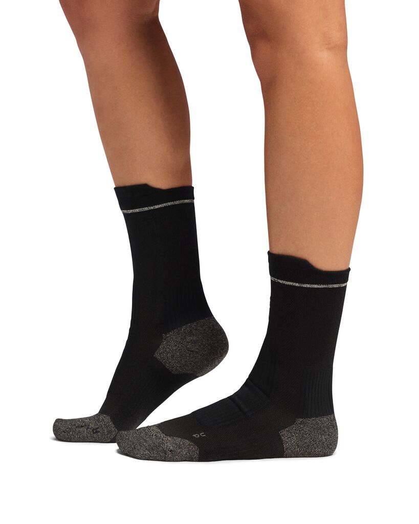 Small JPEG-2UE30660553-merino_ultra_sock-fw24-black-u-4×5-tr-g2