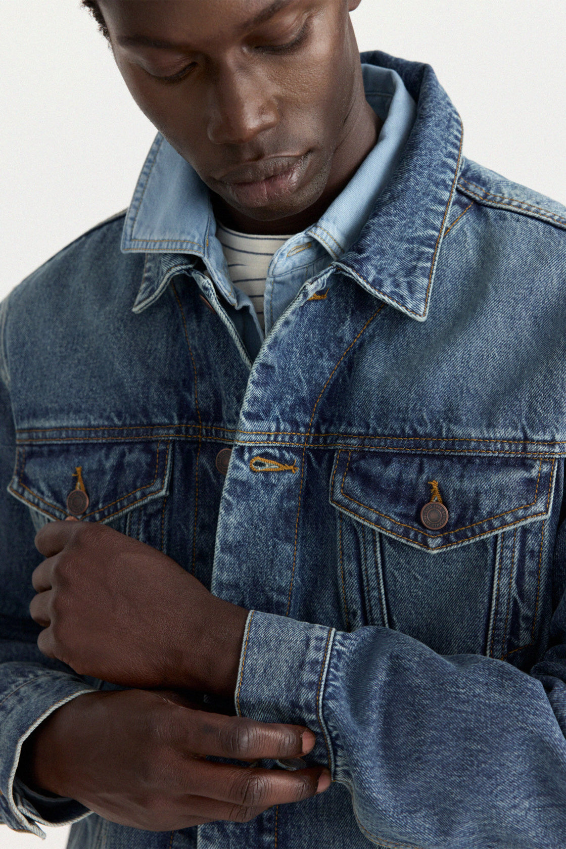 M BASIC TRUCKER DENIM JACKET