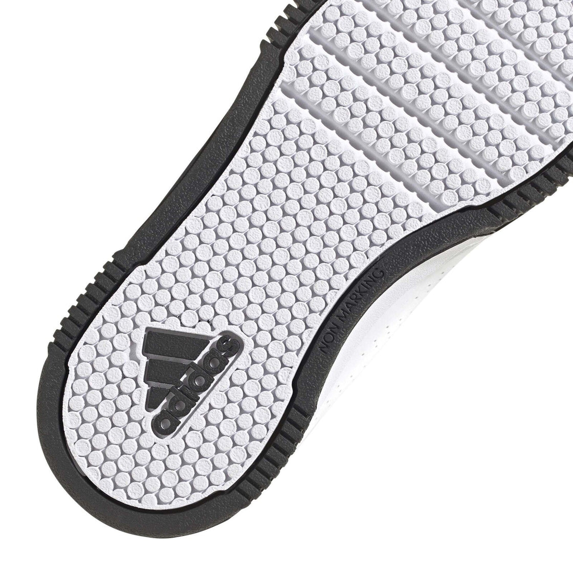 GW1981_8_FOOTWEAR_Photography_Detail View 1_white