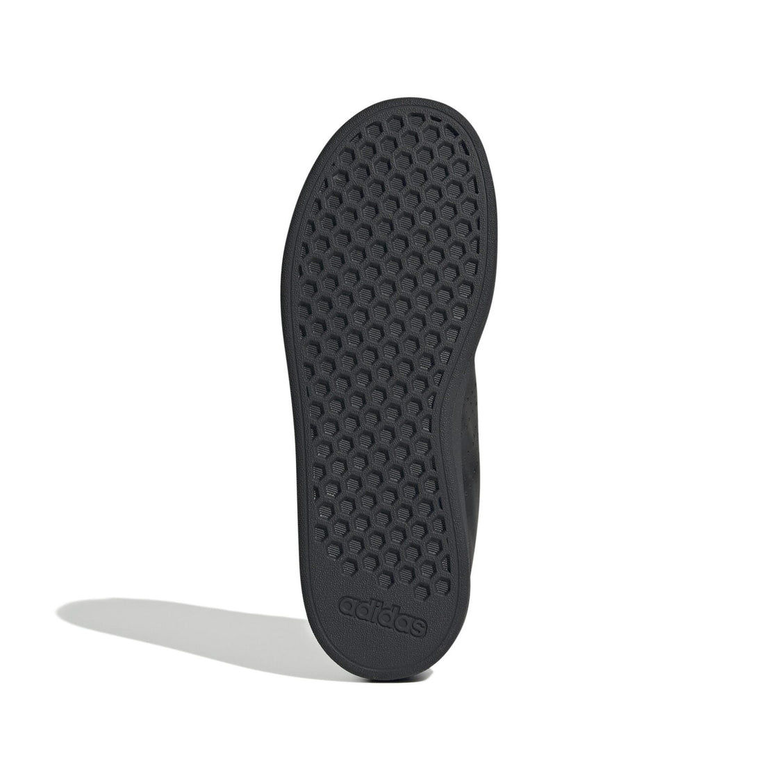 ID3888_4_FOOTWEAR_Photography_Bottom View_white