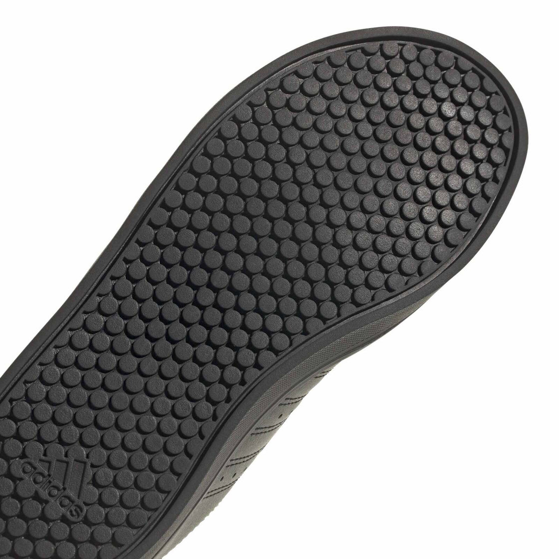 IE3473_8_FOOTWEAR_Photography_Detail-View-1_white