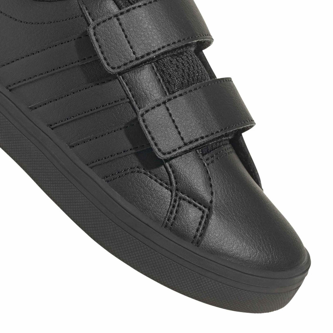 IE3473_9_FOOTWEAR_Photography_Detail-View-2_white