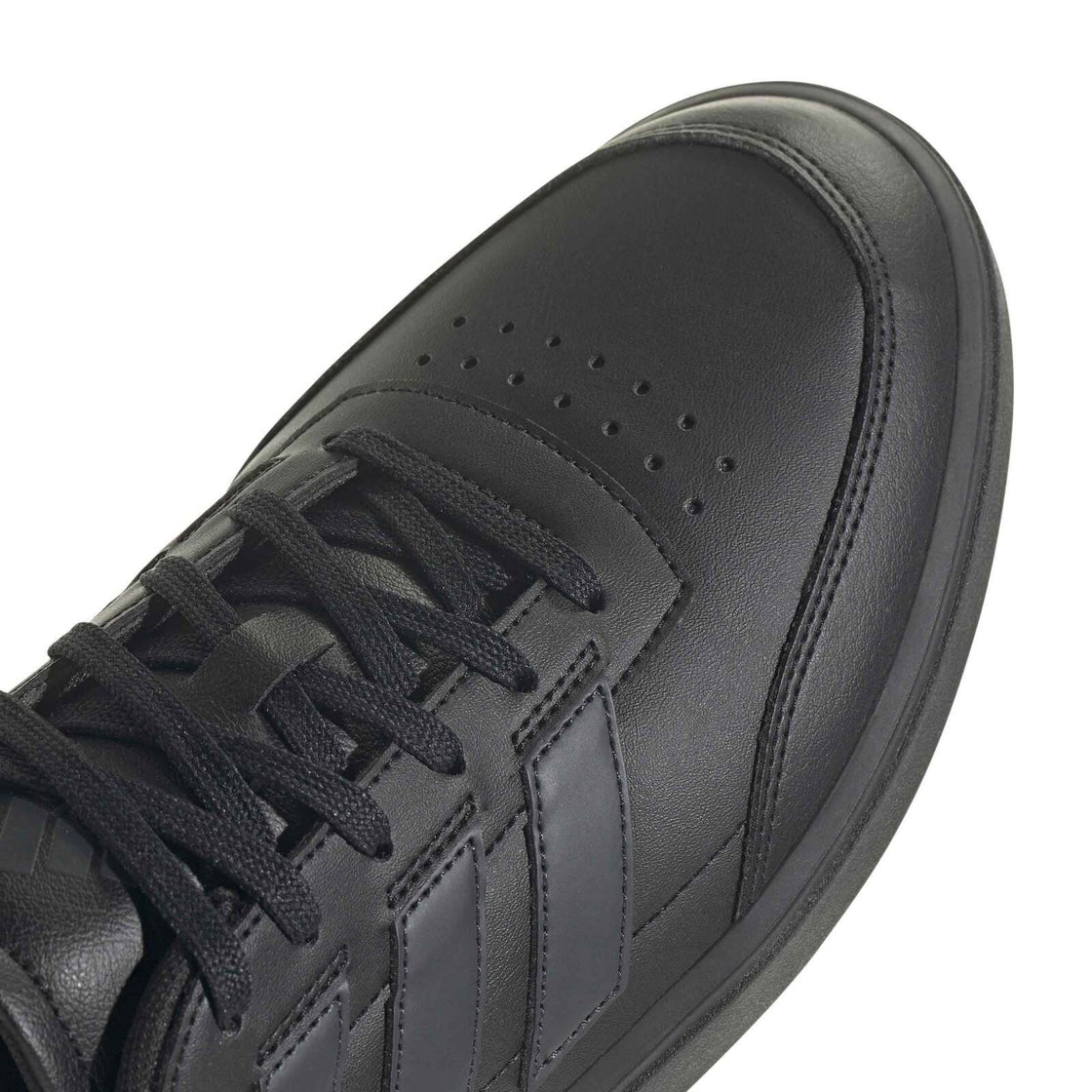 IF6449_8_FOOTWEAR_Photography_Detail-View-1_white