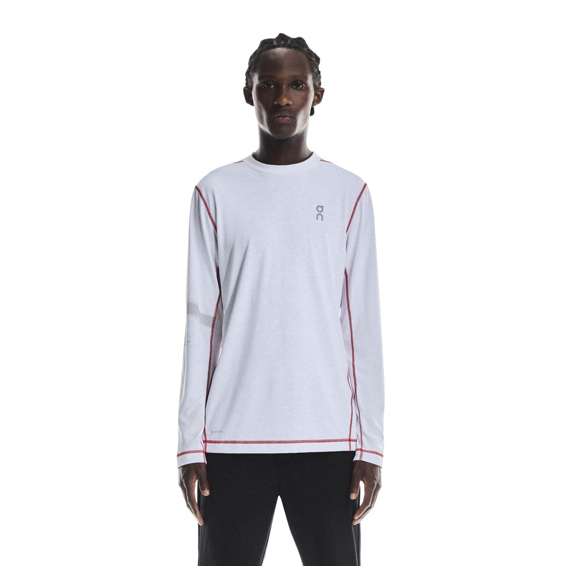 1ME30530069-active_long-t_graphic-fw24-white-m-1×1-tr-PLP