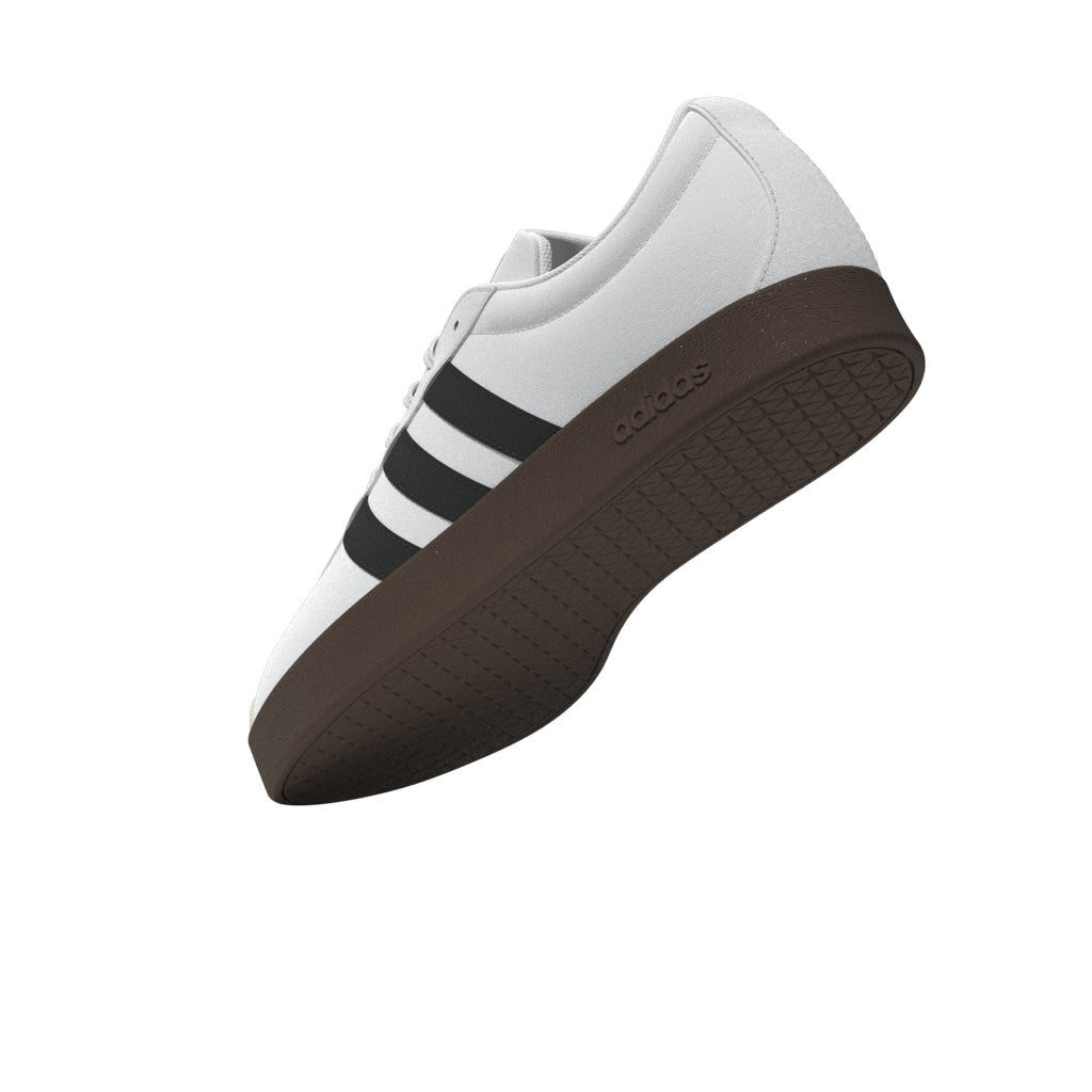 ID3711_11_FOOTWEAR_ZIP – Turntable_3d-8_white