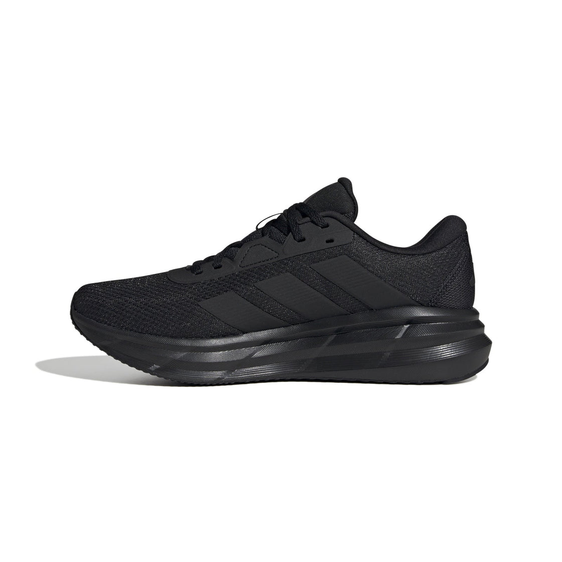 ID8757_5_FOOTWEAR_Photography_Side Medial Center View_white