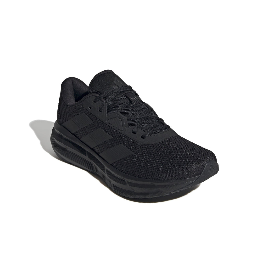ID8757_6_FOOTWEAR_Photography_Front Lateral Top View_white
