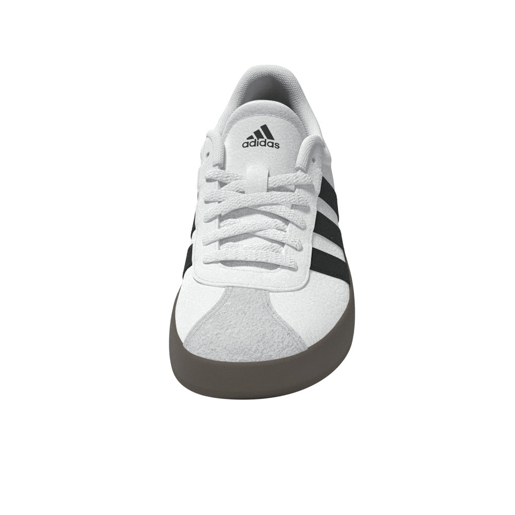 ID9062_13_FOOTWEAR_ZIP – Turntable_3d-3_white