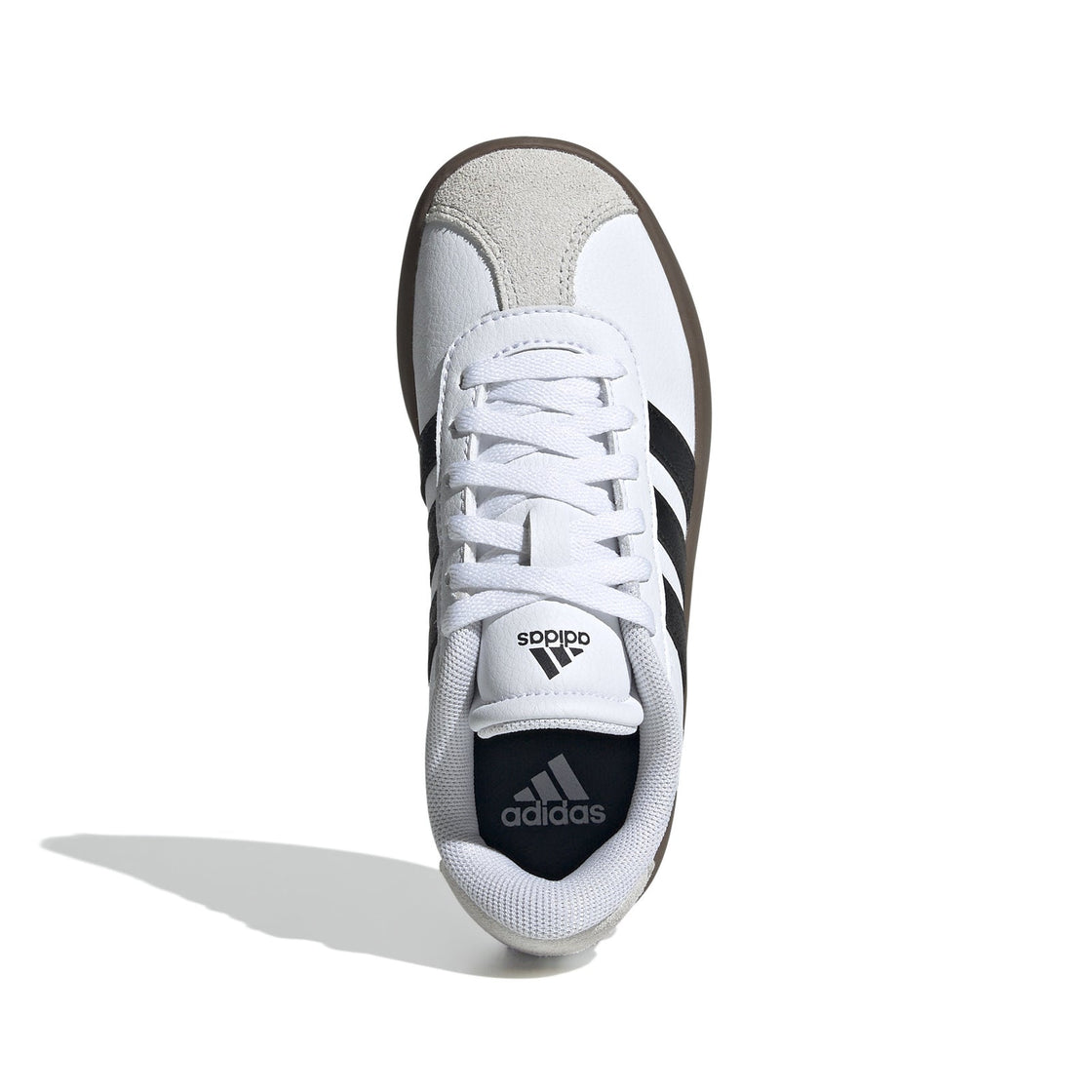 ID9062_3_FOOTWEAR_Photography_Top Portrait View_white