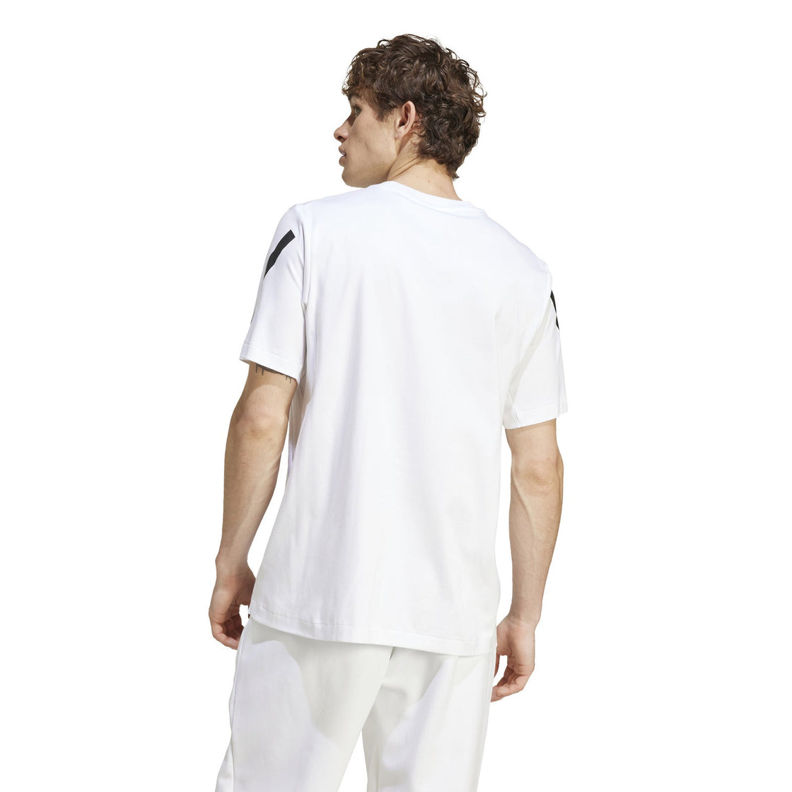 JE3078_5_APPAREL_On Model_Back View_white