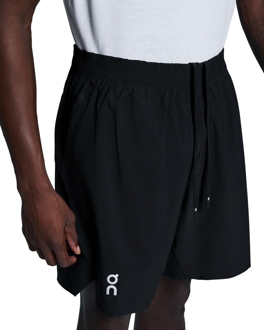 1MF10740553-7__core_shorts-ss25-black-m-4×5-tr-g4