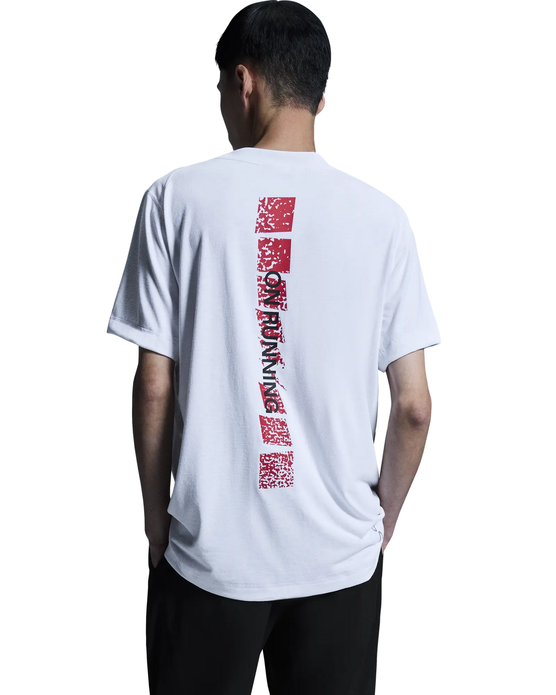 1MF10820069-train-t_graphic-ss25-white-m-4×5-tr-g4