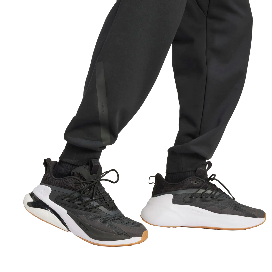 JD9599_8_APPAREL_On Model_Detail View 2_transparent