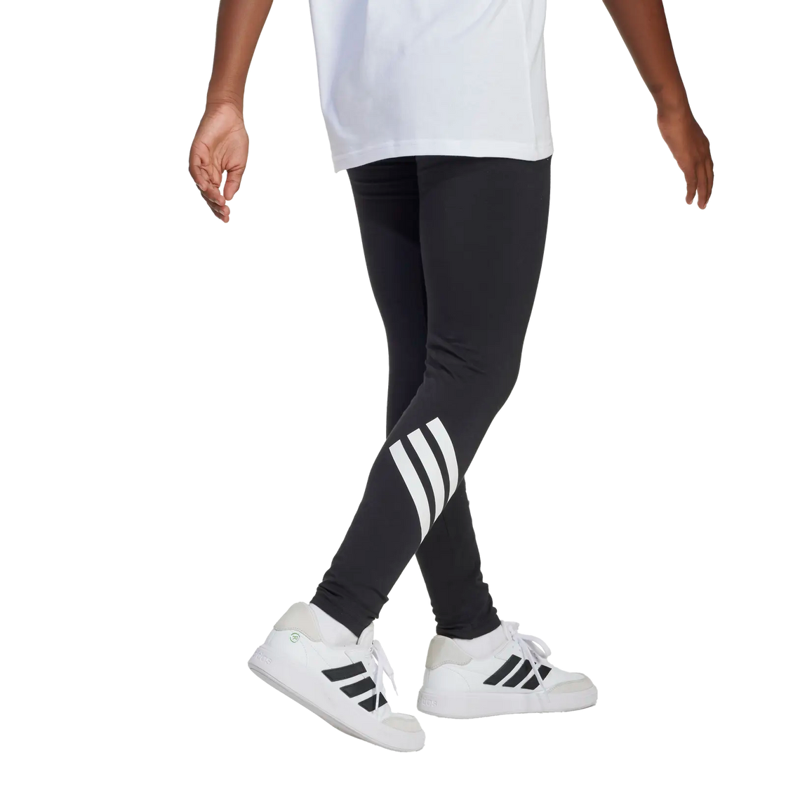 JC7567_3_APPAREL_On Model_Back View_transparent