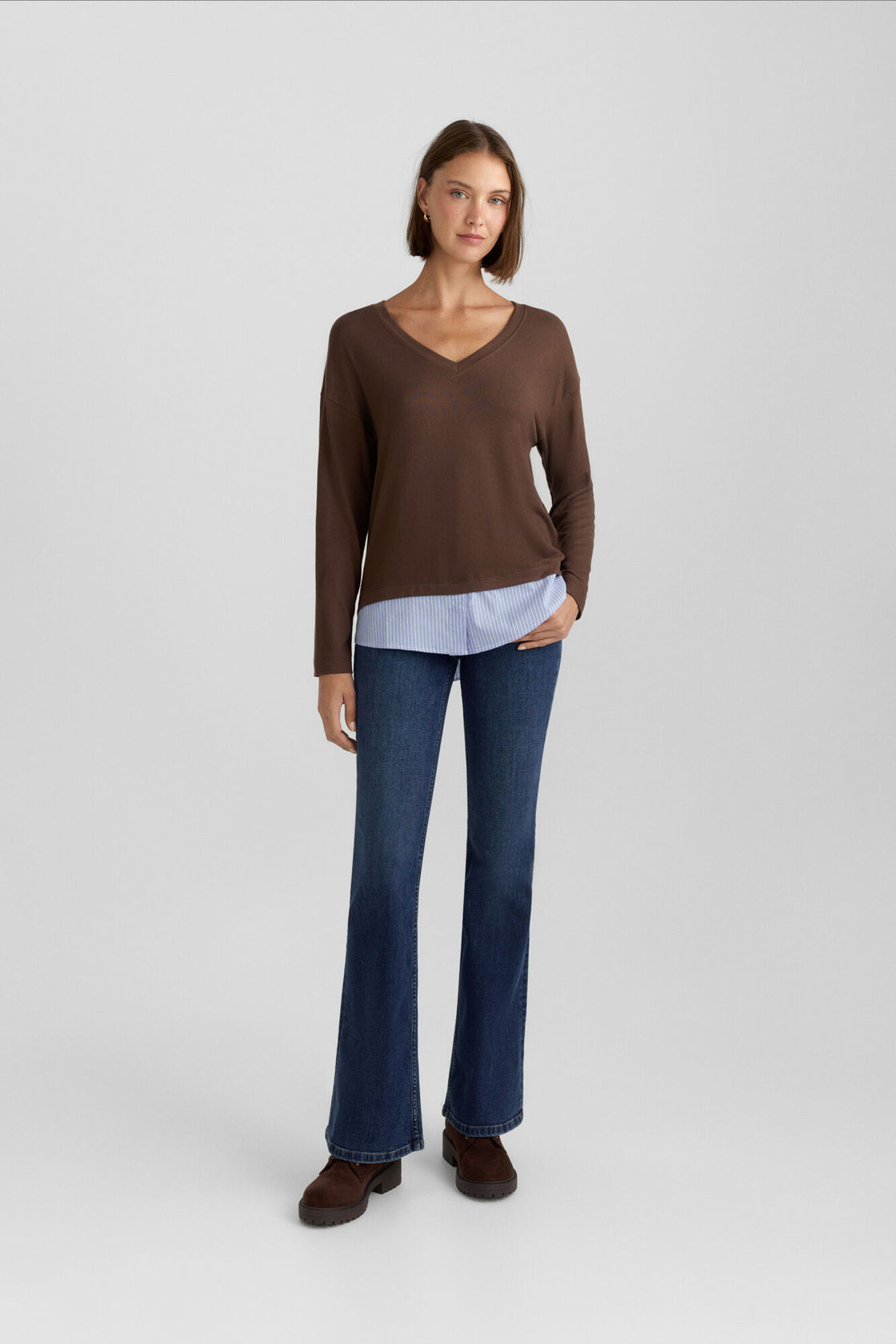 W V-NECK COMBINED T-SHIRT