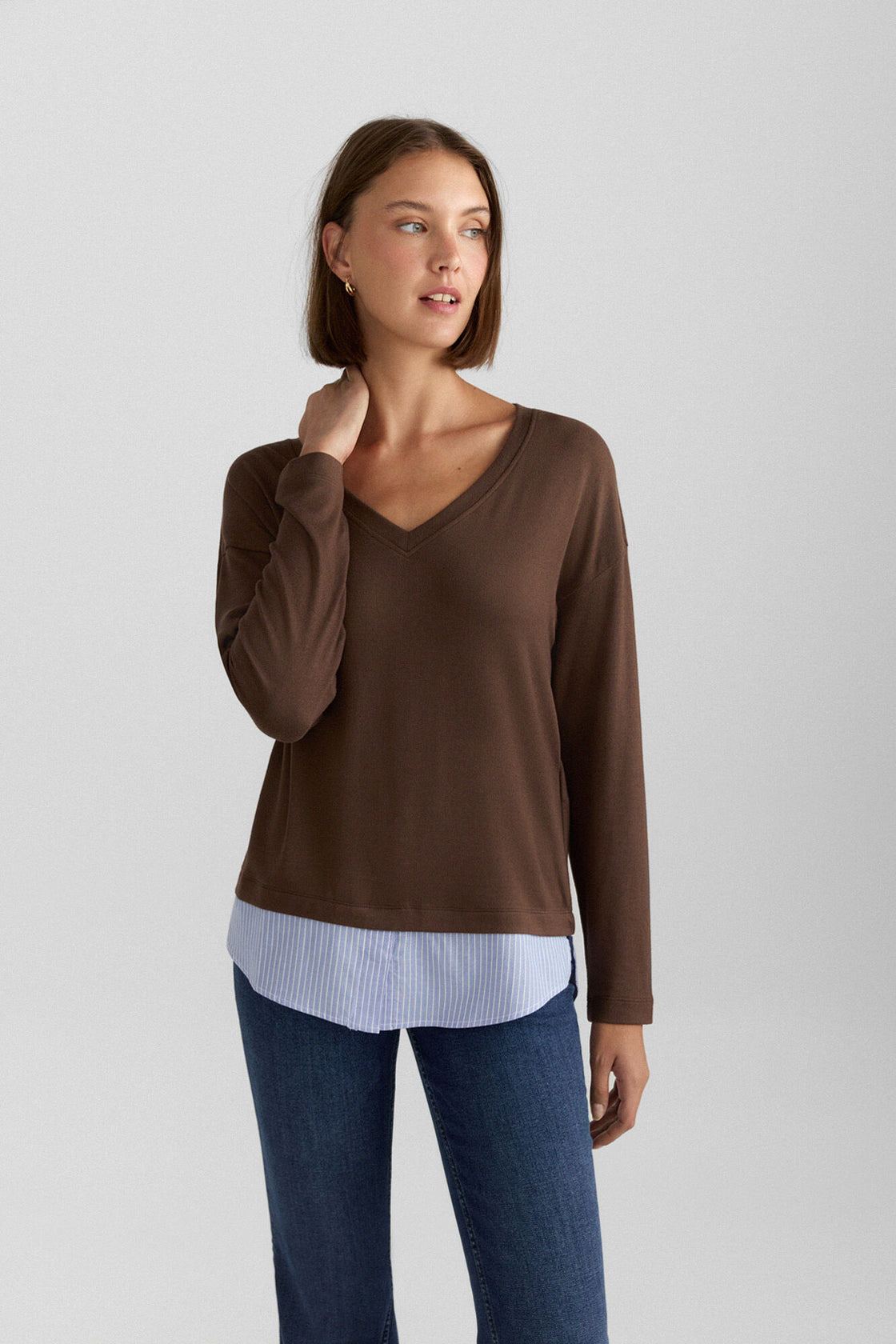 W V-NECK COMBINED T-SHIRT