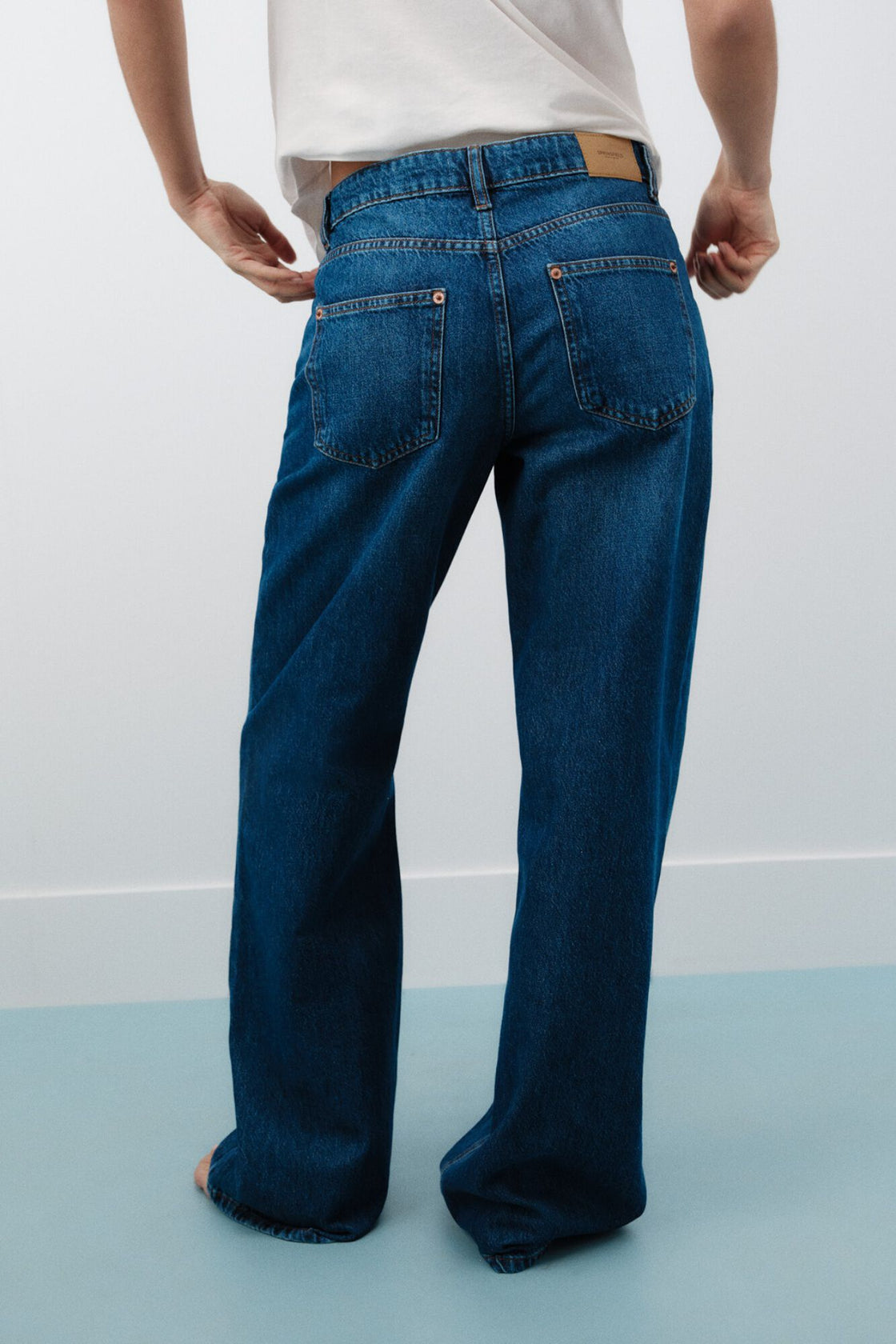 W BASIC WIDE LEG JEANS
