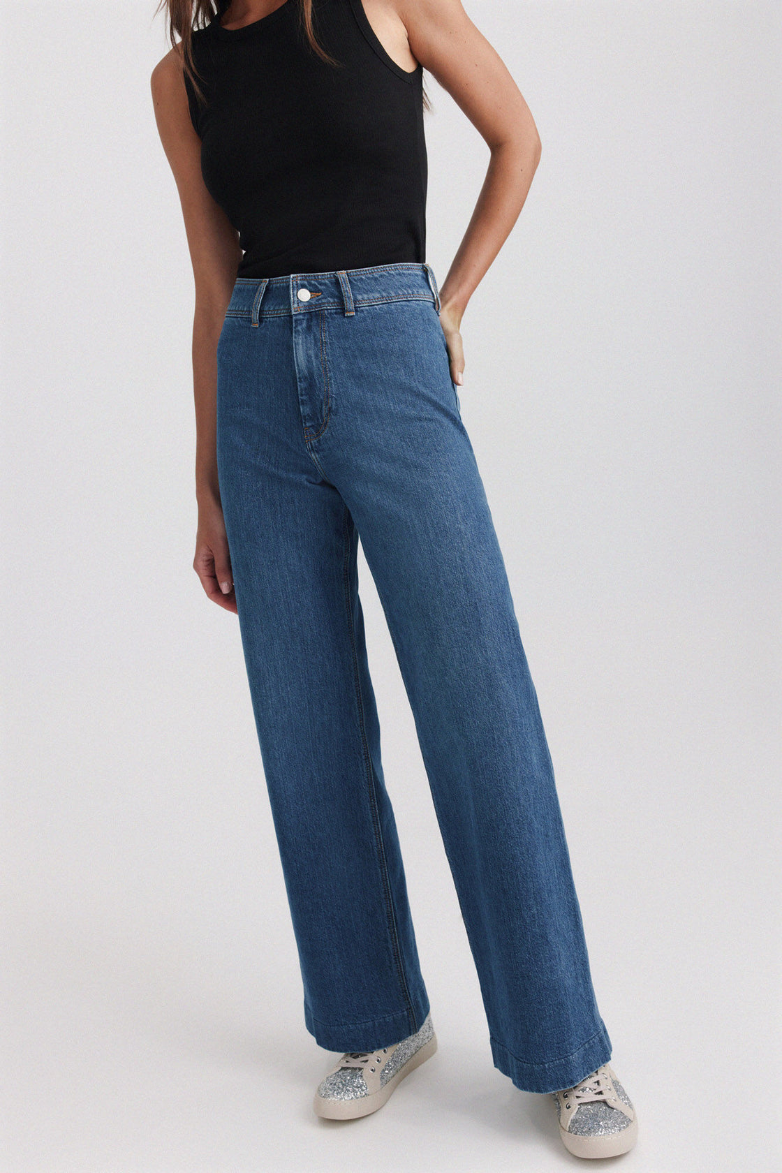 W JEANS