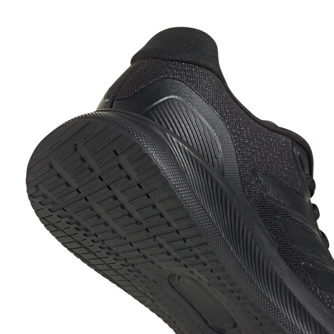 IE8828_8_FOOTWEAR_Photography_Detail View 1_transparent