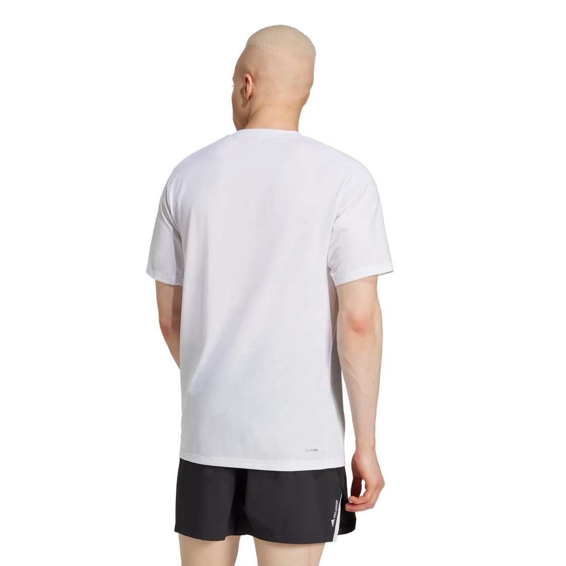 JD8232_3_APPAREL_On Model_Back View_transparent
