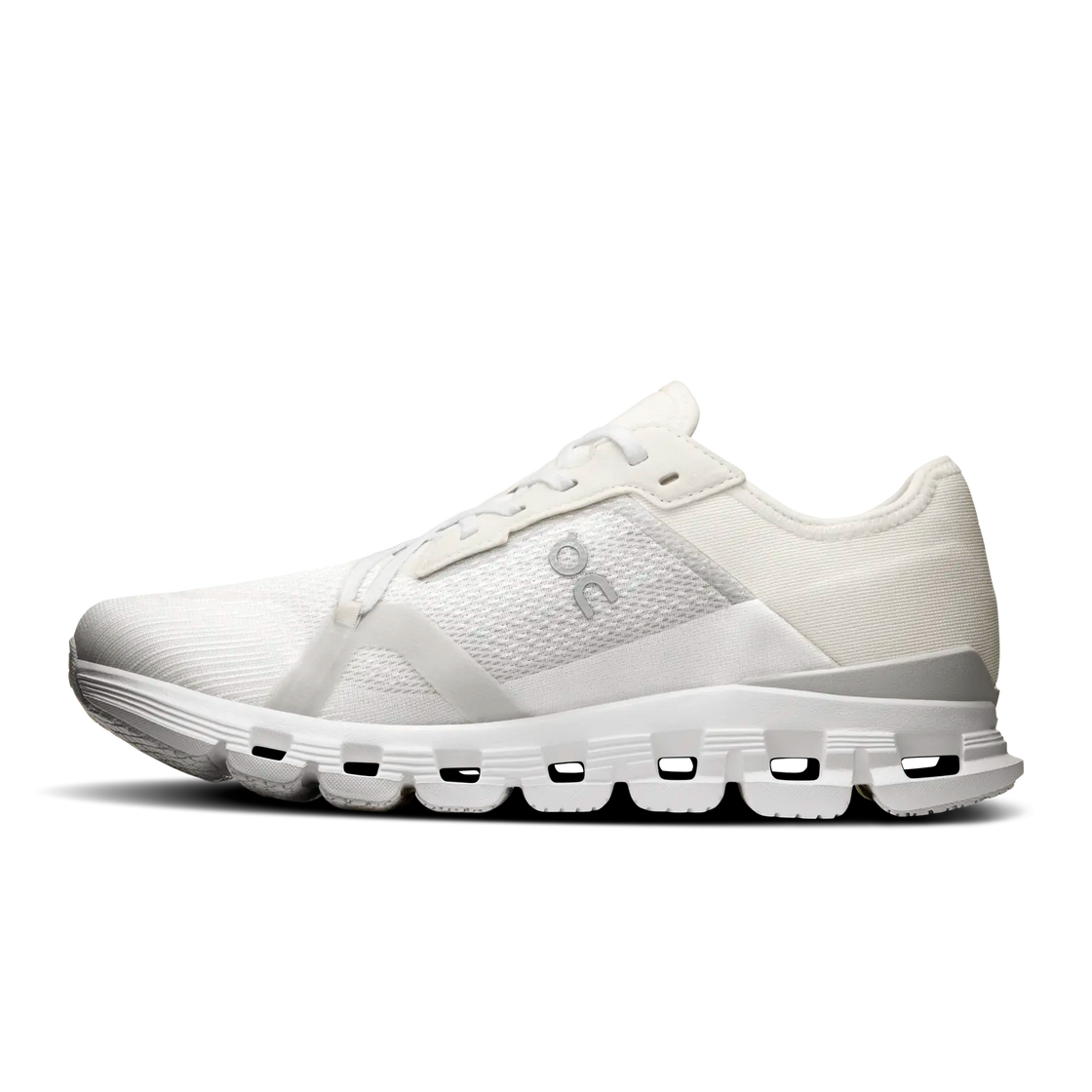 3WF10172852-cloud_x_4_ad-ss25-white_wolf-w-g4
