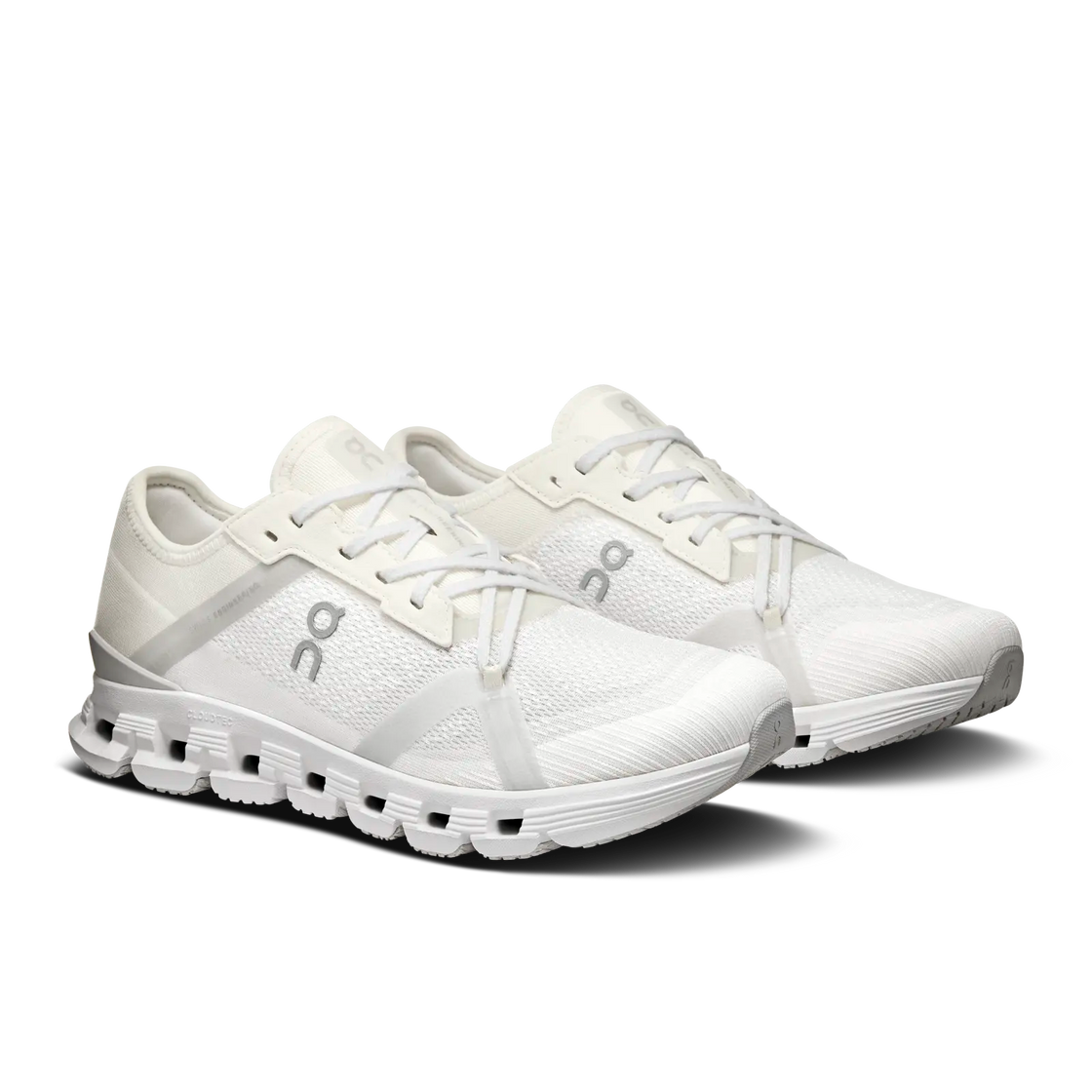 3WF10172852-cloud_x_4_ad-ss25-white_wolf-w-g6