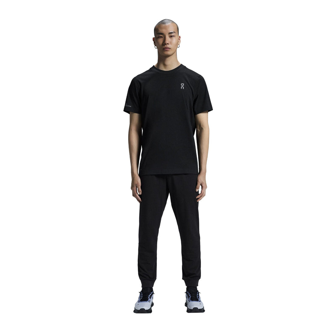 1MF11810553-studio_joggers-fw24-black-m-1×1-tr-PLP