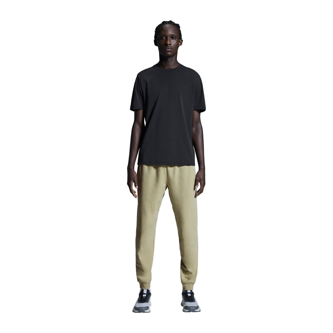 1MF11812902-studio_joggers-ss25-caper-m-4×5-tr-g1