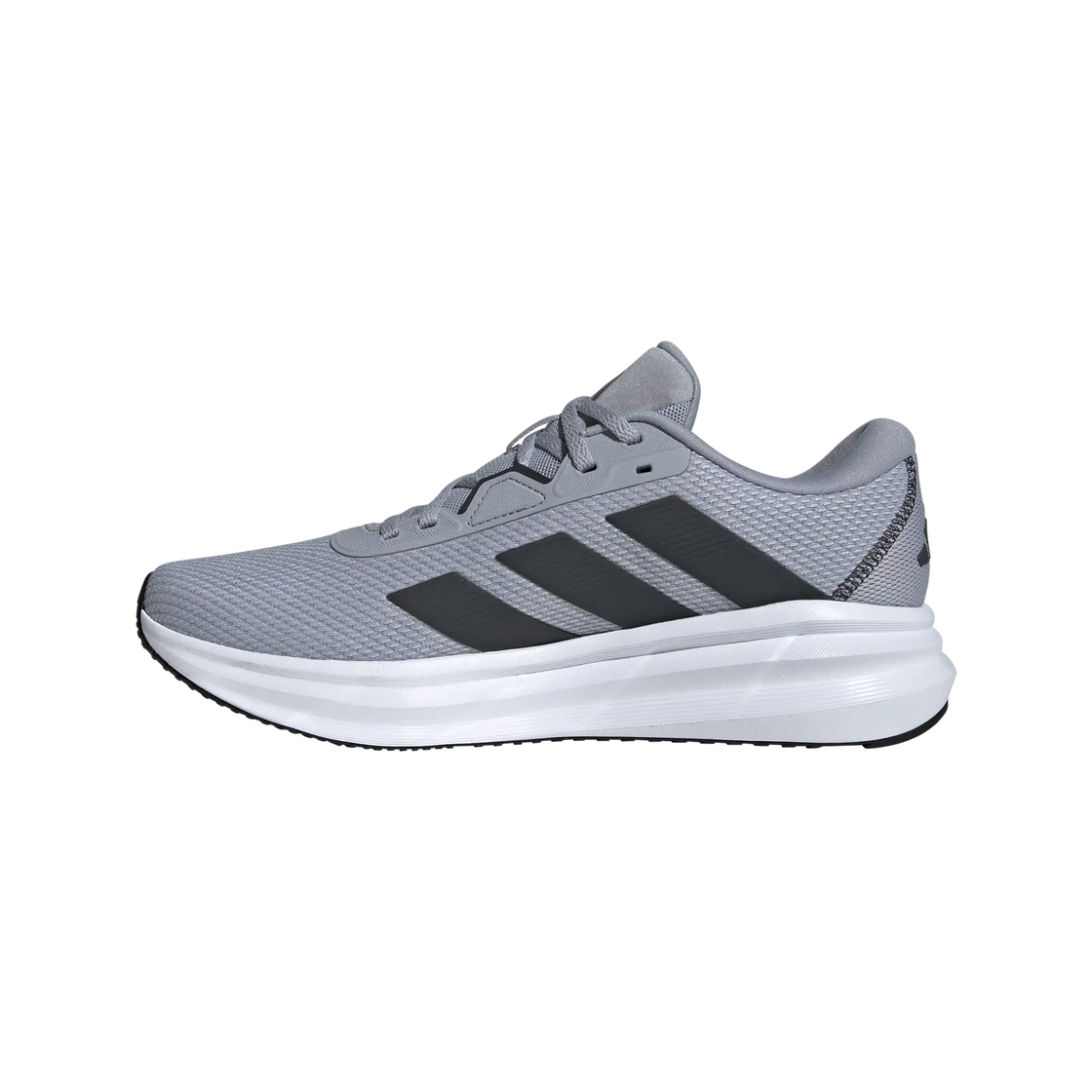 ID8754_5_FOOTWEAR_Photography_Side Medial Center View_transparent