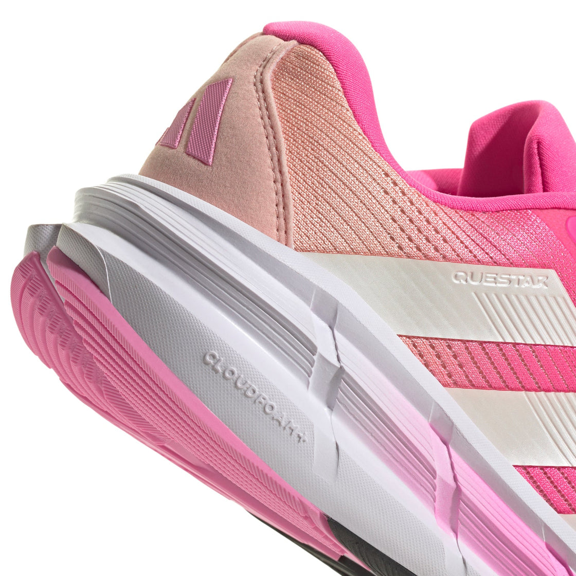 JI4610_9_FOOTWEAR_Photography_Detail View 2_transparent