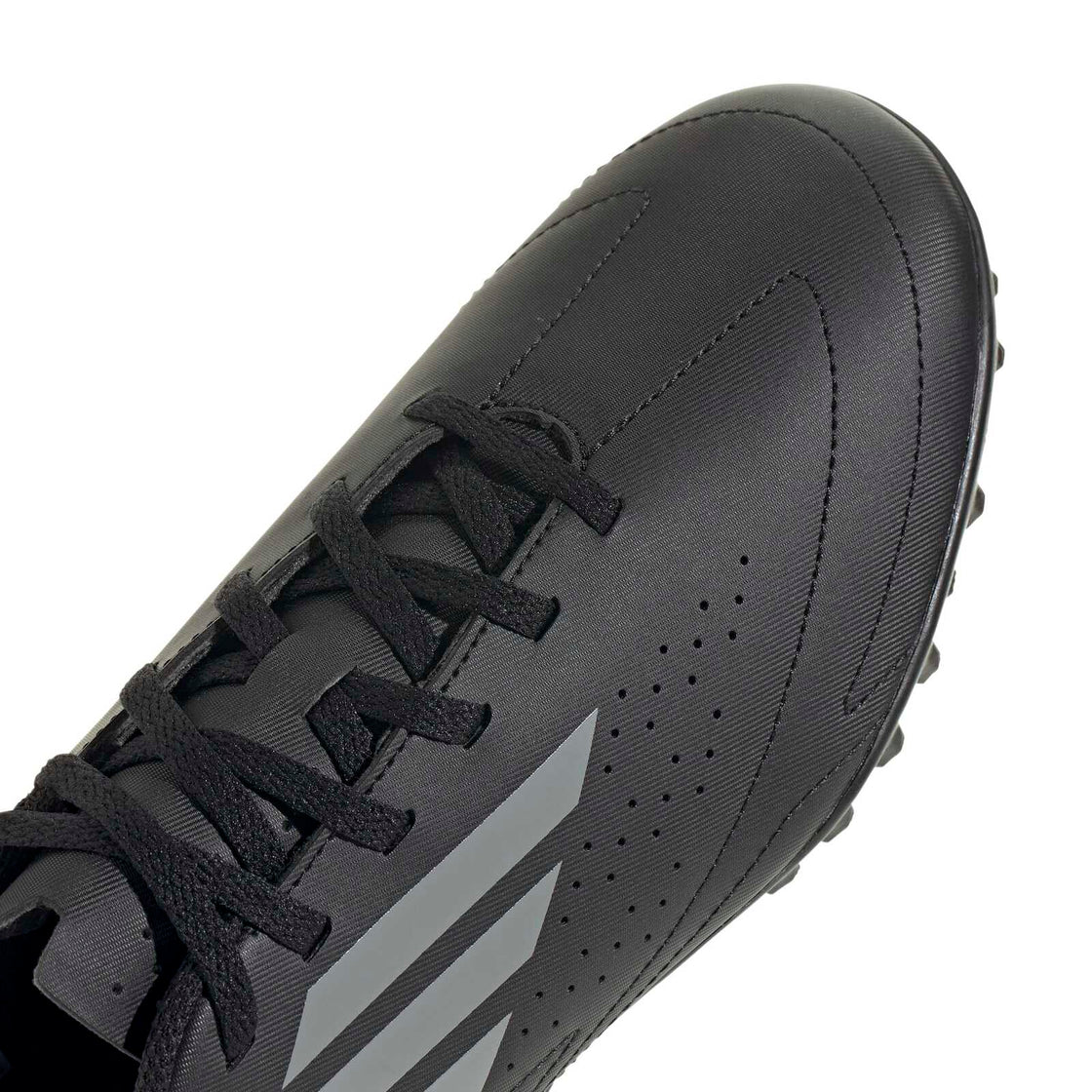 IF1408_8_FOOTWEAR_Photography_Detail View 2_white