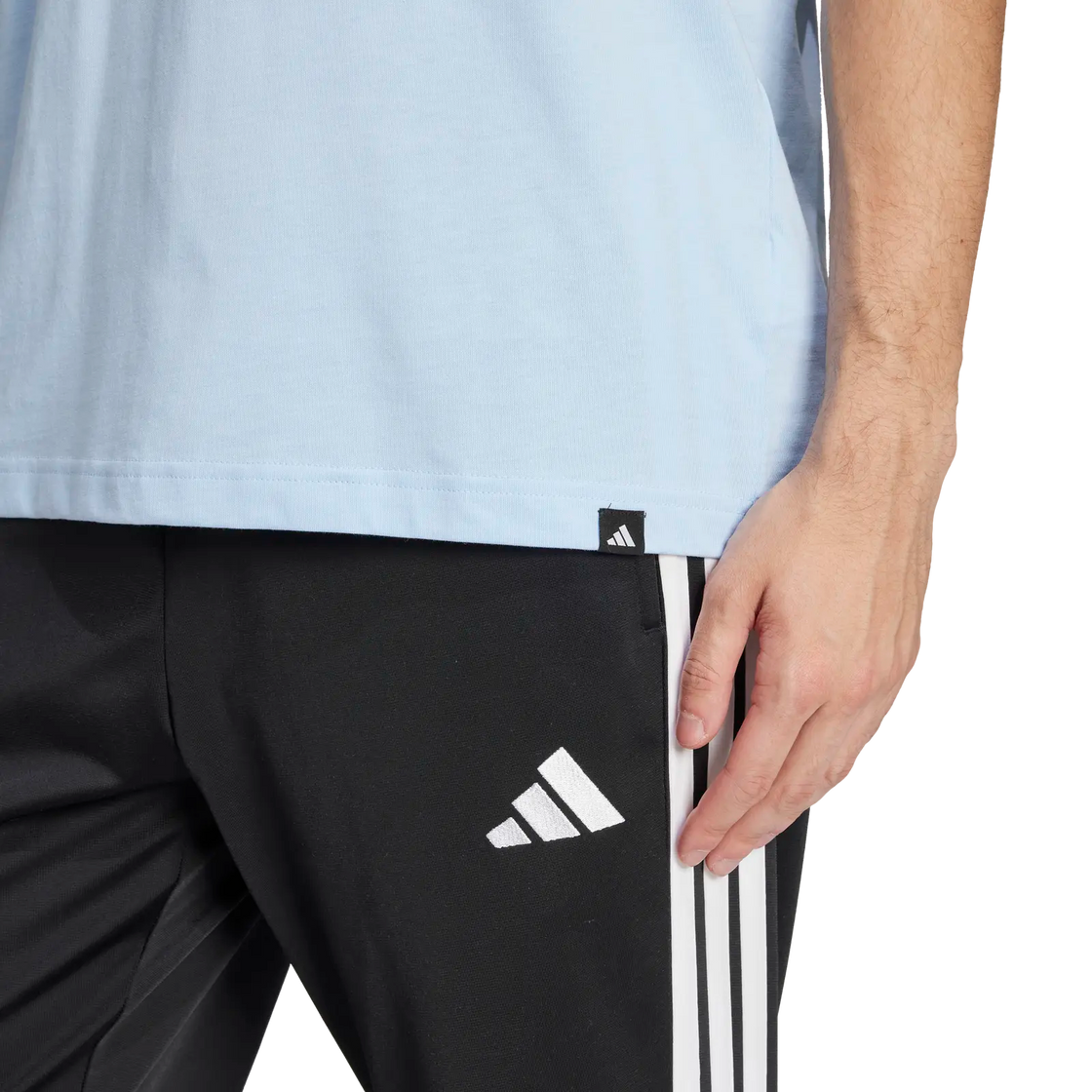 JJ3958_6_APPAREL_On Model_Detail View 2_transparent