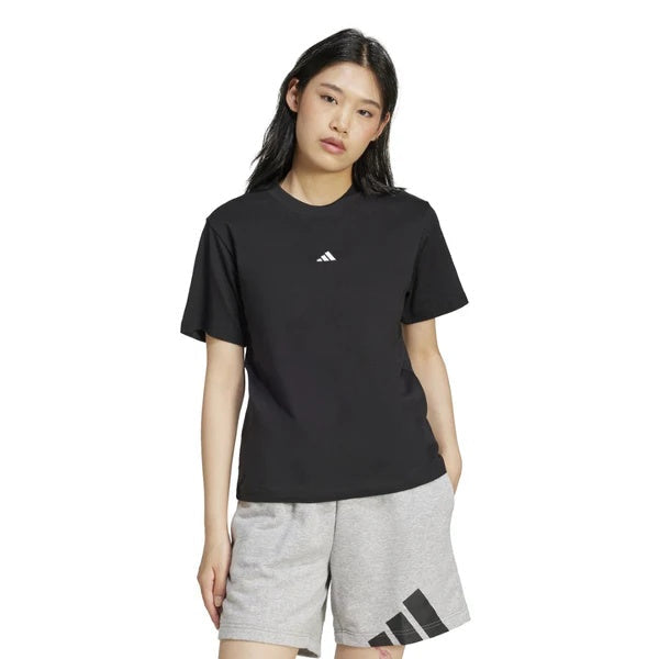 JC5943_2_APPAREL_OnModel_StandardView_white