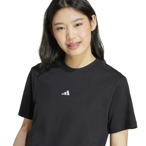 JC5943_5_APPAREL_OnModel_DetailView1_white
