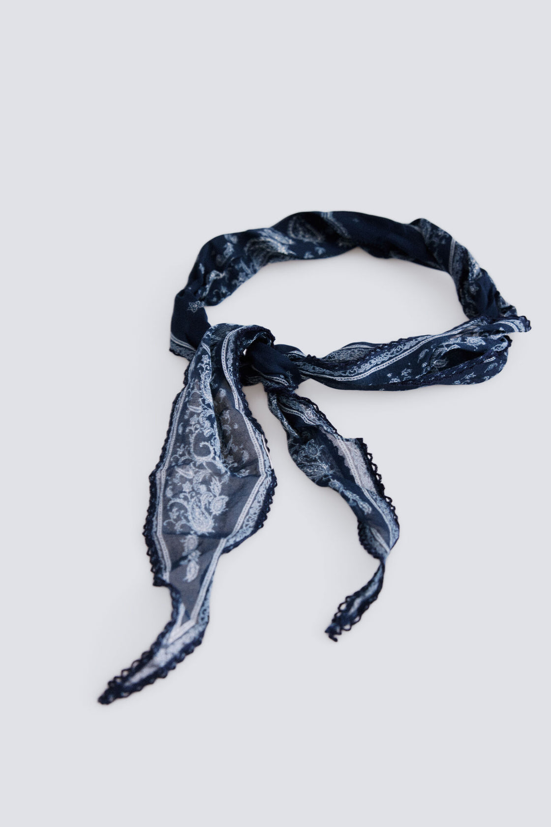 W SKINNY PIPING BANDANA