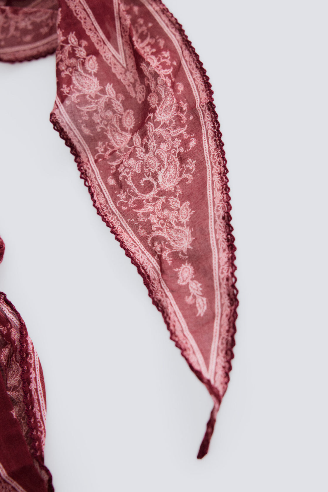 W SKINNY PIPING BANDANA